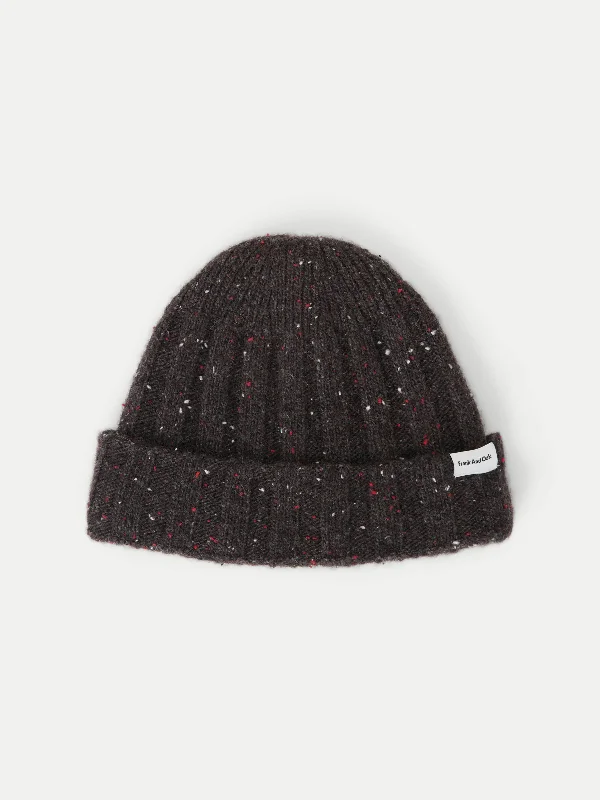 The Donegal Wool Beanie in Maroon