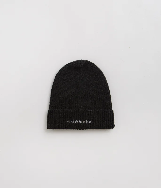 and wander Shetland Wool Beanie - Black