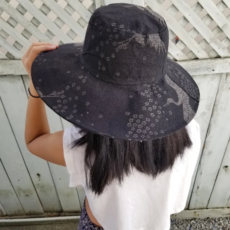 Black Crane Sun Hat