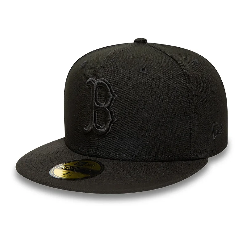 Boston Red Sox MLB Black on Black Sox 59FIFTY Fitted Cap