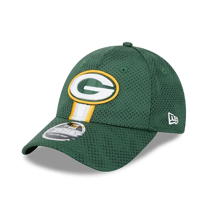 Green Bay Packers NFL Sideline 2024 Dark Green 9FORTY Stretch Snap Cap