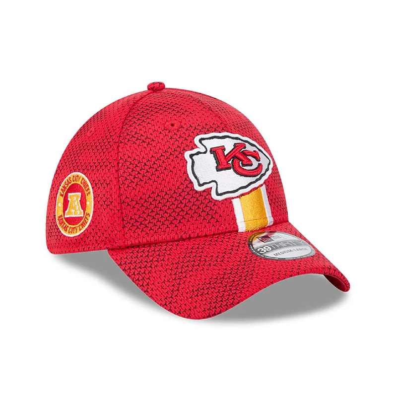 Kansas City Chiefs NFL Sideline 2024 Red 39THIRTY Stretch Fit Cap