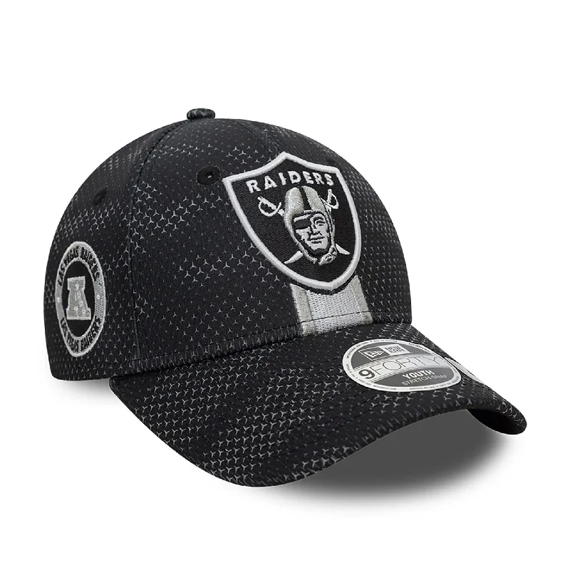 Las Vegas Raiders Youth NFL Sideline 2024 Black 9FORTY Stretch Snap Cap