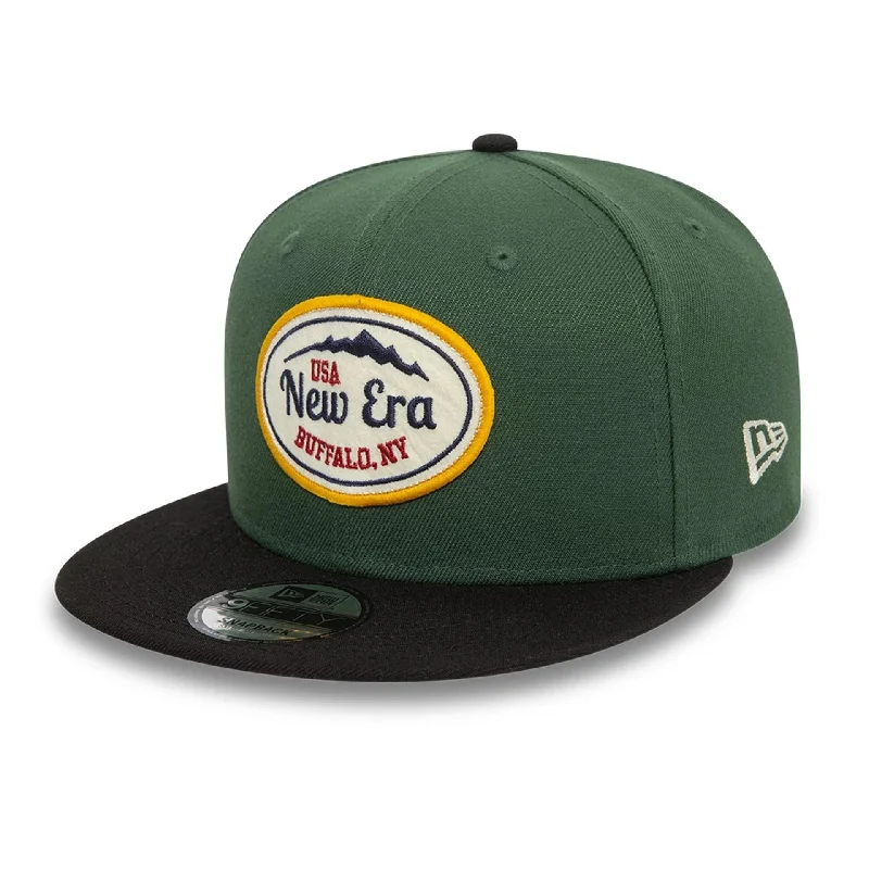 New Era Oval Patch Dark Green 9FIFTY Snapback Cap