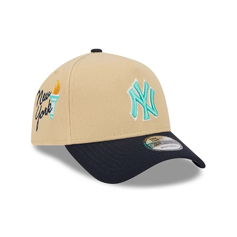 New York Yankees City Sidepatch Light Beige 9FORTY A-Frame Adjustable Cap