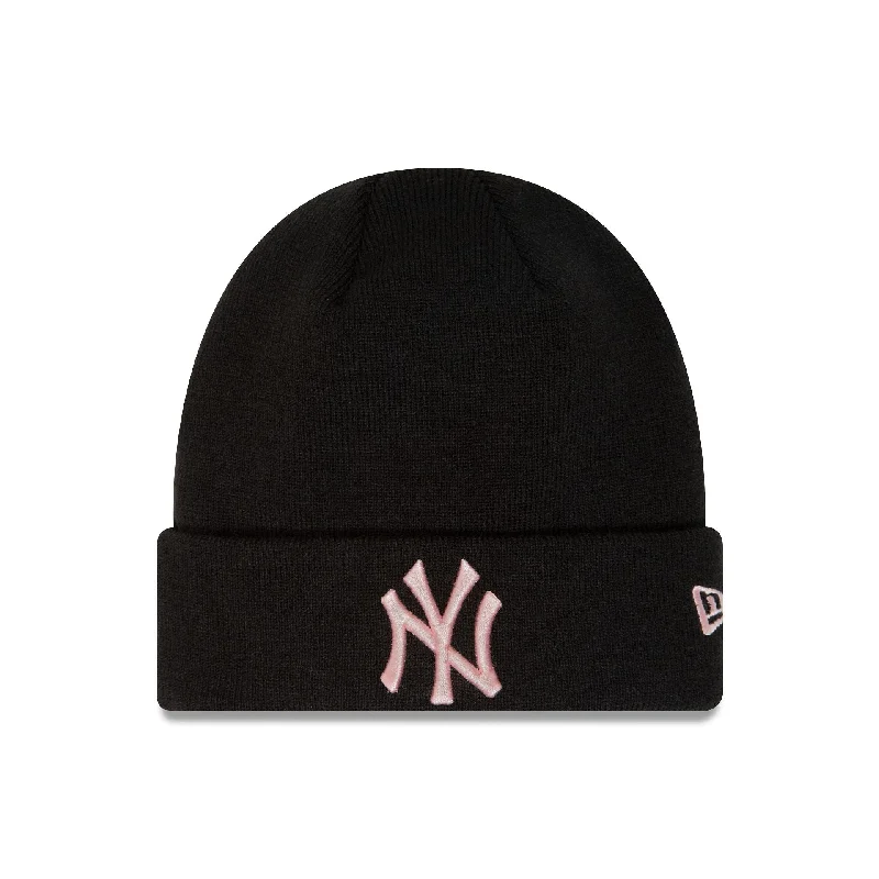 New York Yankees Essential Black Cuff Knit Beanie Hat