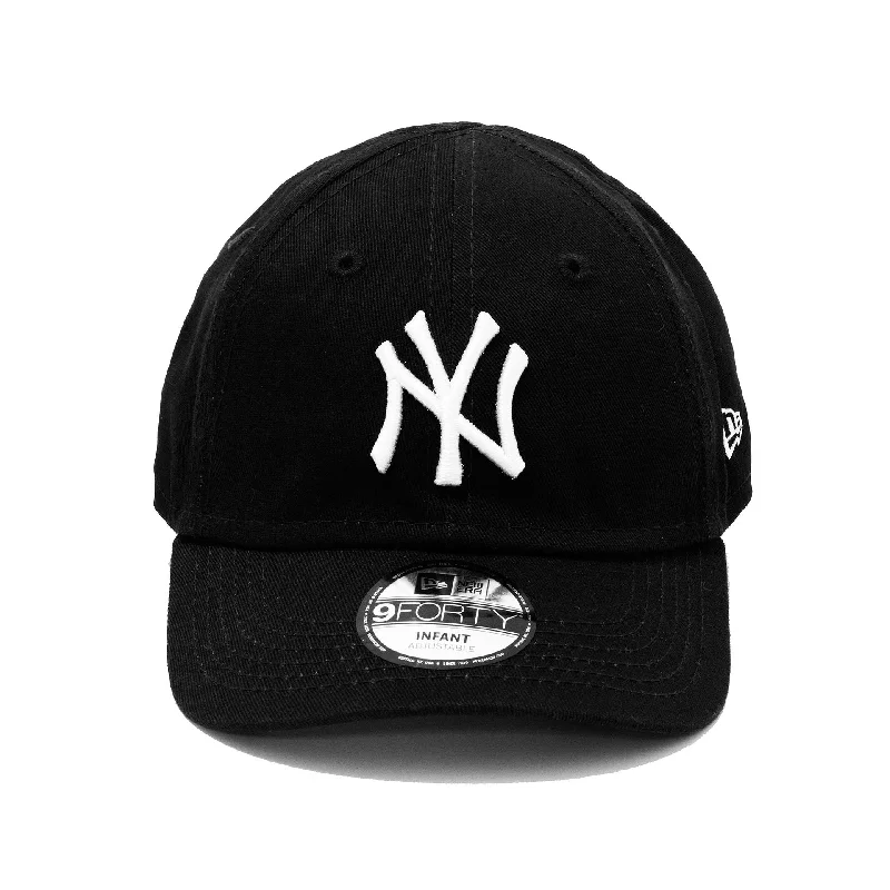 New York Yankees Essential Infant Black 9FORTY Cap