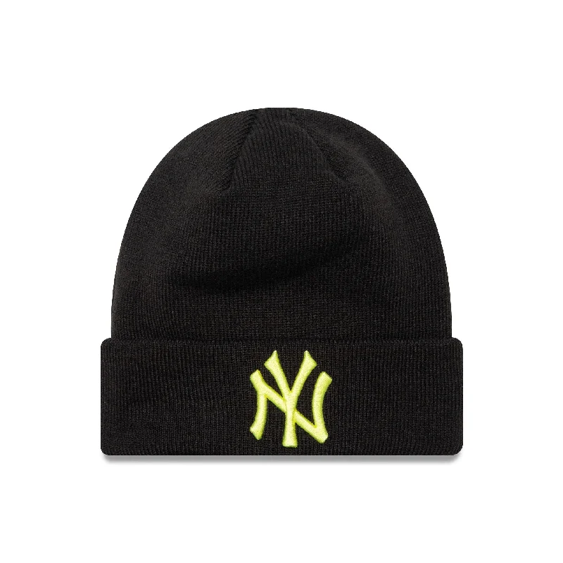 New York Yankees League Essential Black Cuff Knit Beanie Hat