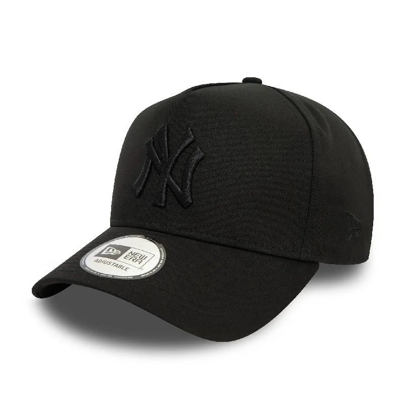 New York Yankees Monochrome Black 9FORTY E-Frame Adjustable Cap