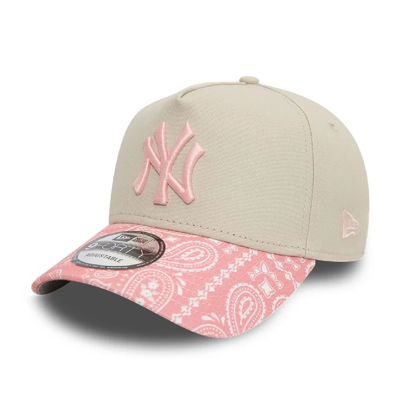 New York Yankees Pastel Paisley Beige 9FORTY A-Frame Adjustable Cap