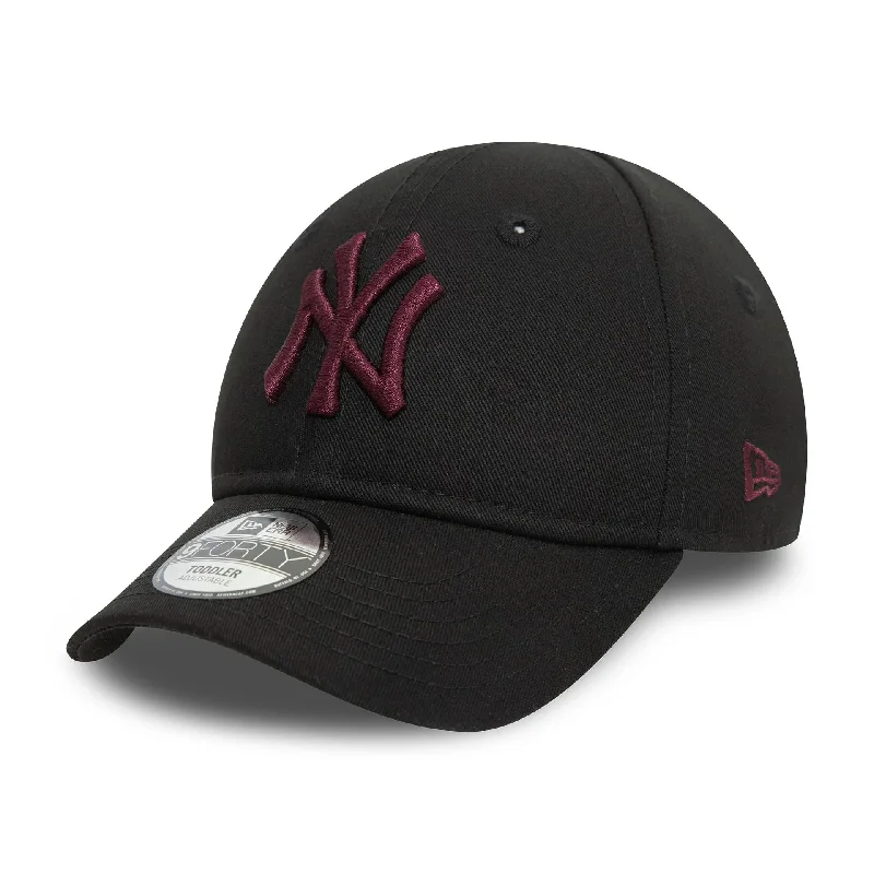 New York Yankees Toddler League Essential Black 9FORTY Adjustable Cap