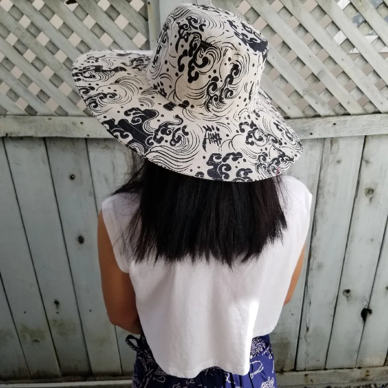 White Ronin Waves Sun Hat